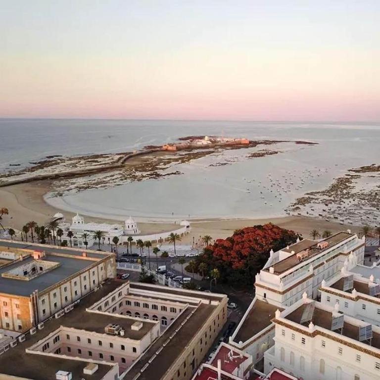 Caleta Dreams. Apartamento A Estrenar. A 60 Metros Playa Cádiz Exterior photo